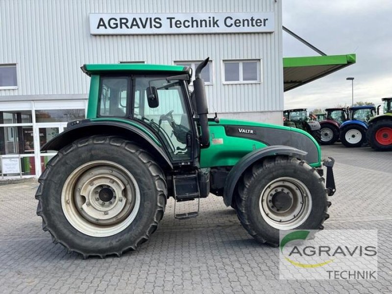 Traktor typu Valtra T 191 H HITECH, Gebrauchtmaschine v Calbe / Saale (Obrázek 7)