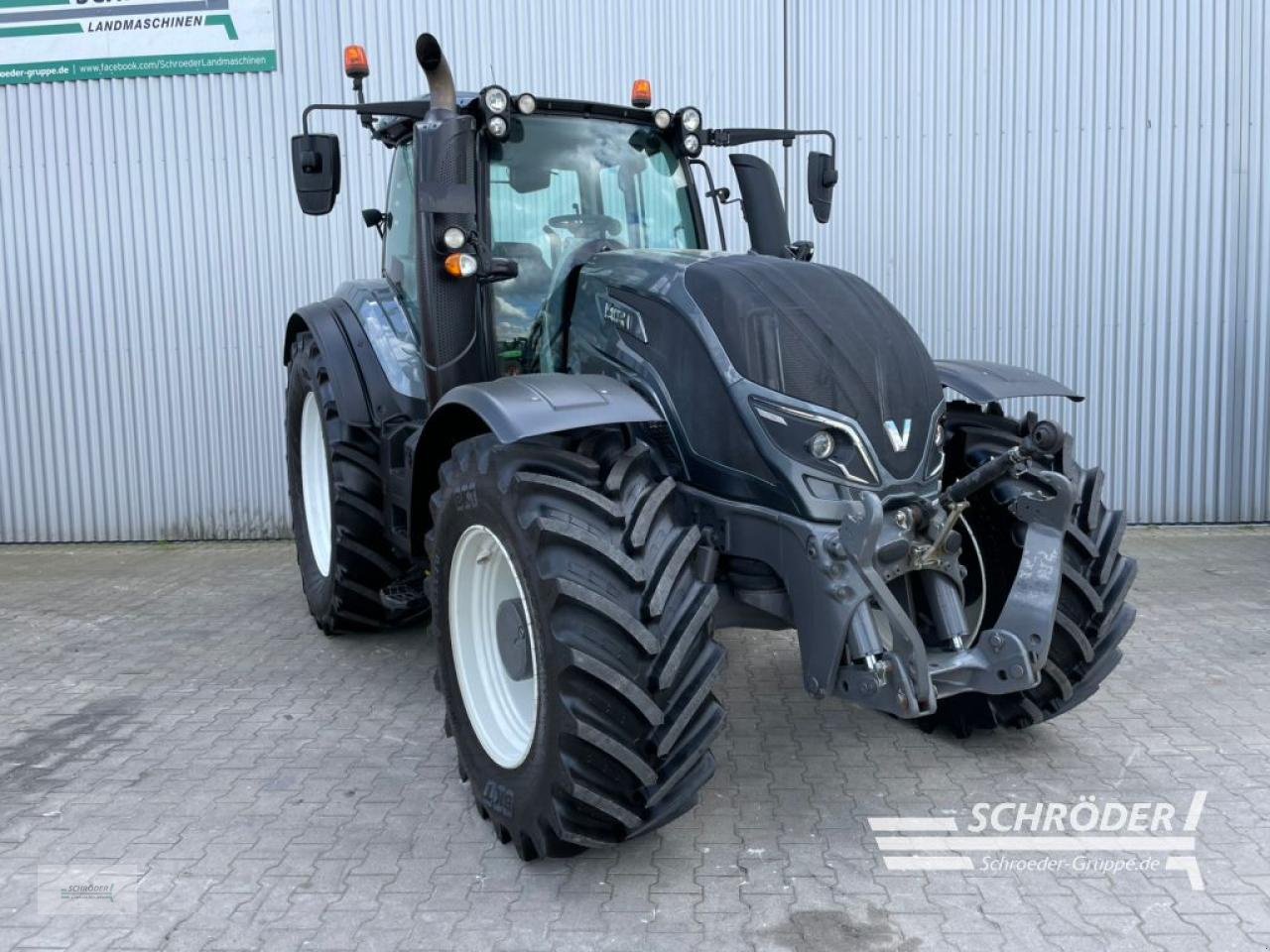 Traktor tipa Valtra T 194 V SMARTTOUCH, Gebrauchtmaschine u Wildeshausen (Slika 1)