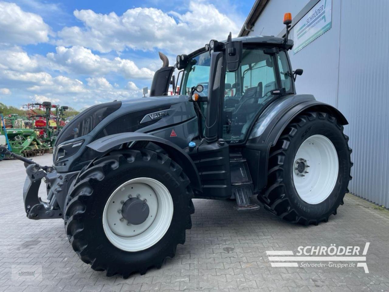 Traktor du type Valtra T 194 V SMARTTOUCH, Gebrauchtmaschine en Wildeshausen (Photo 4)