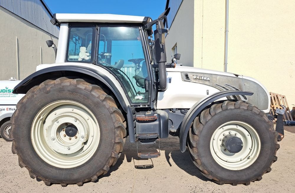 Traktor tipa Valtra T 202, Gebrauchtmaschine u Burkau (Slika 12)