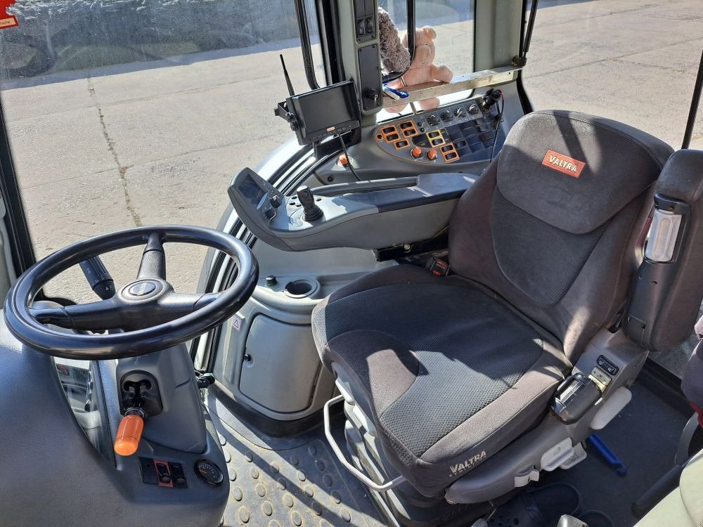 Traktor del tipo Valtra T 202, Gebrauchtmaschine In Burkau (Immagine 12)