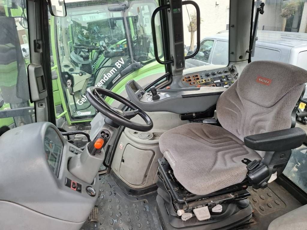 Traktor van het type Valtra T 202, Gebrauchtmaschine in Borne (Foto 5)