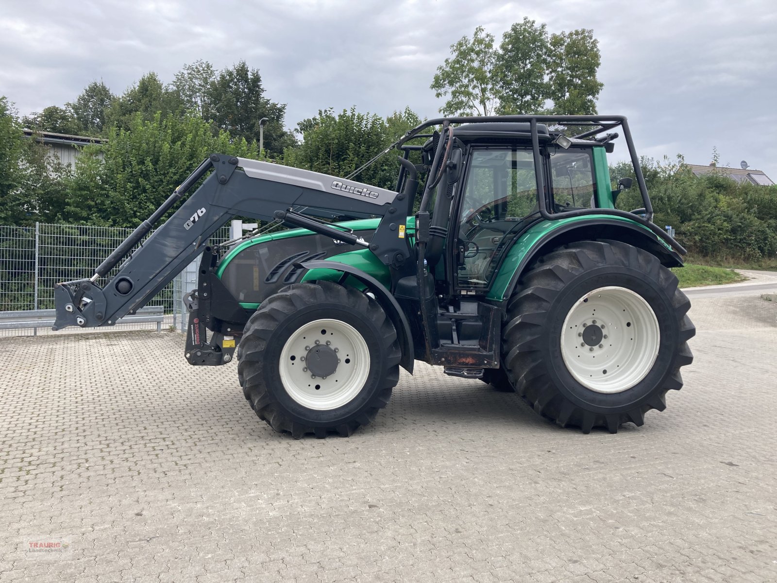 Traktor of the type Valtra T 203D Forst m. FL, Gebrauchtmaschine in Mainburg/Wambach (Picture 9)