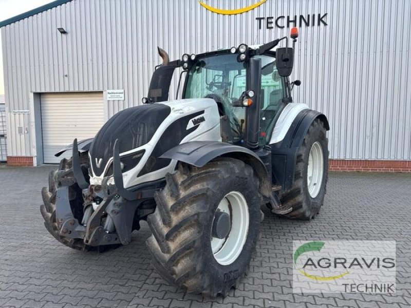 Traktor del tipo Valtra T 214 D DIRECT, Gebrauchtmaschine In Meppen (Immagine 1)