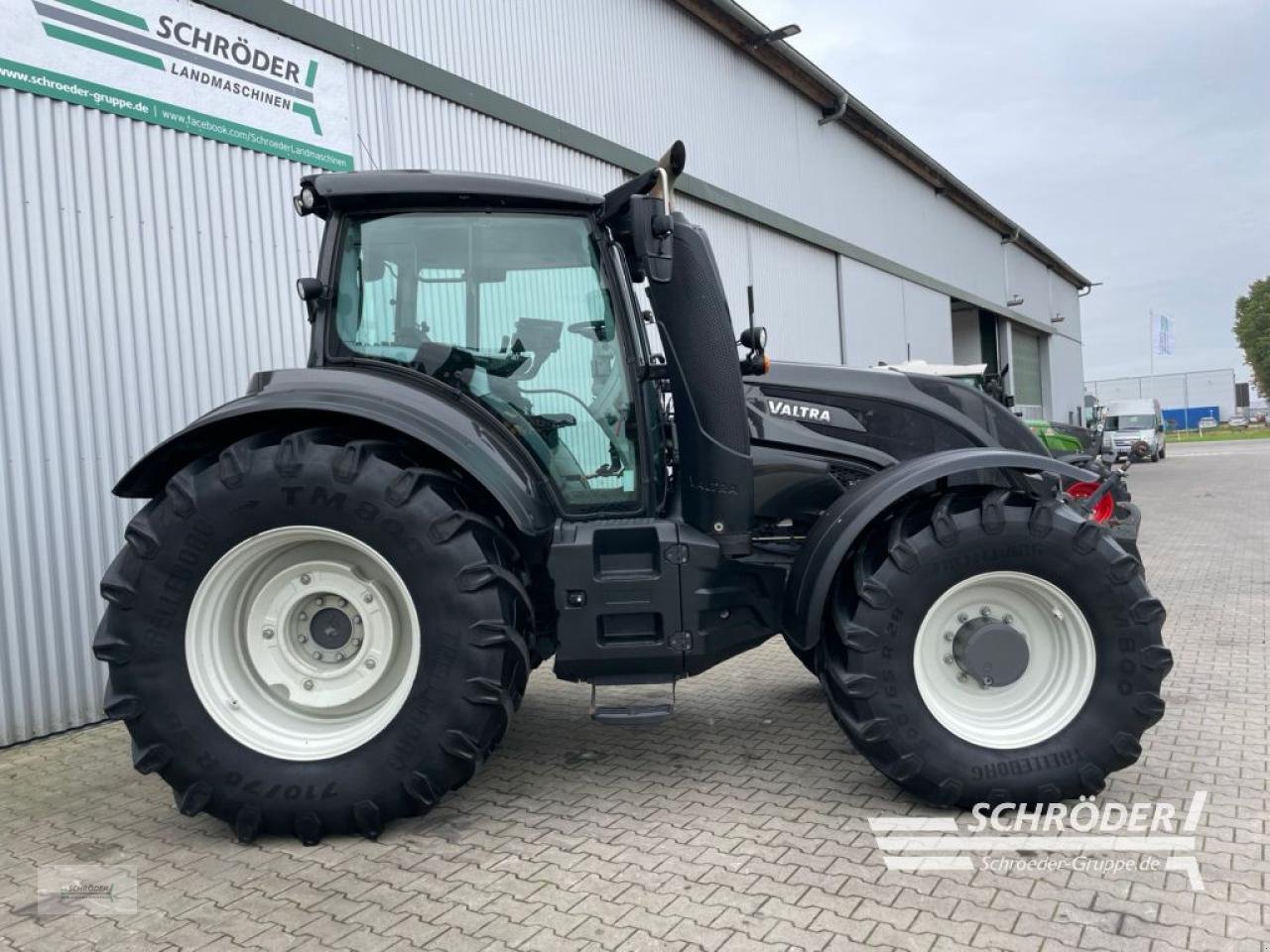 Traktor del tipo Valtra T 214 D SMARTTOUCH + RTK, Gebrauchtmaschine en Wildeshausen (Imagen 2)