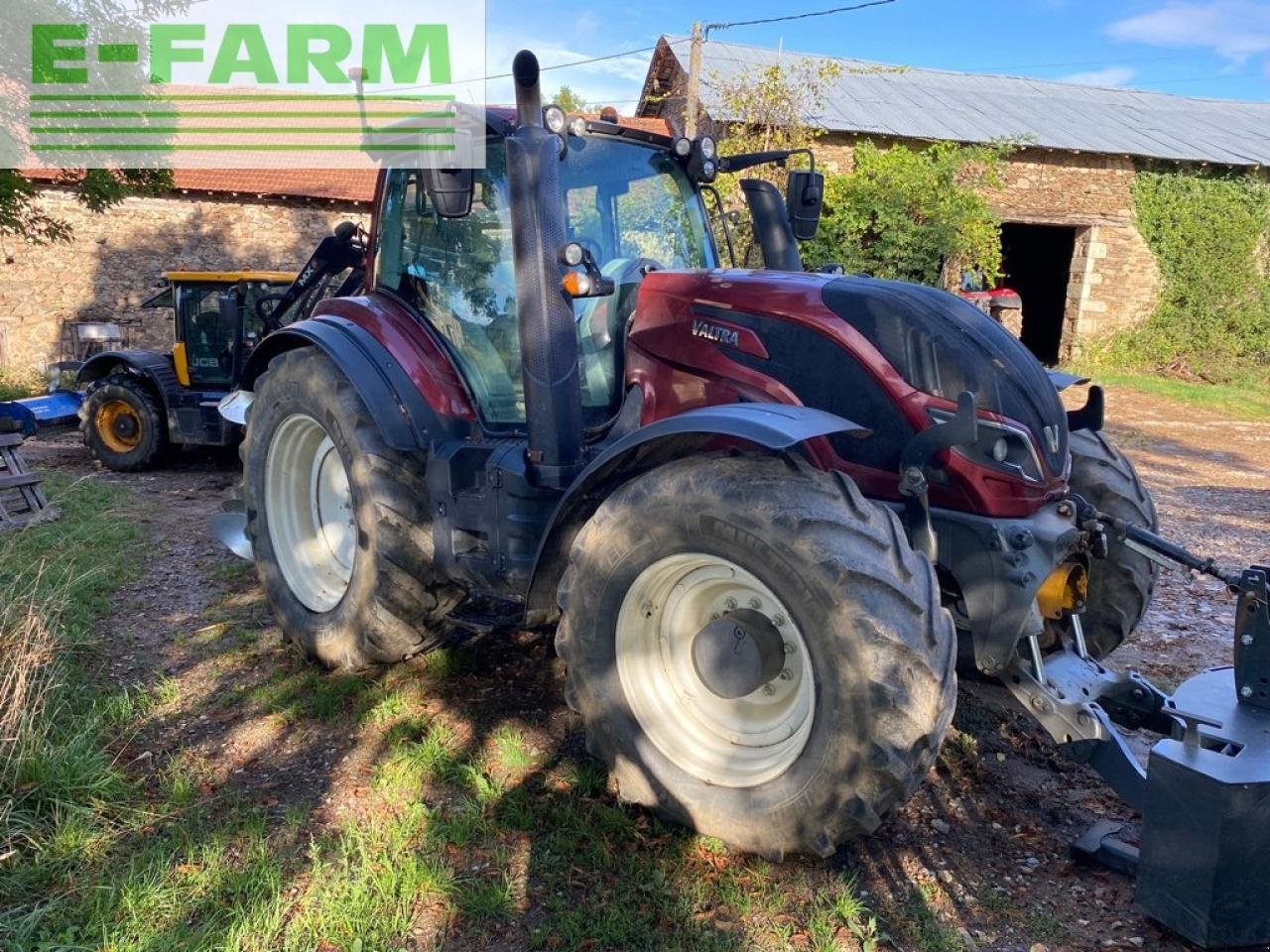 Traktor des Typs Valtra t 214 direct . destockage, Gebrauchtmaschine in Ytrac (Bild 2)