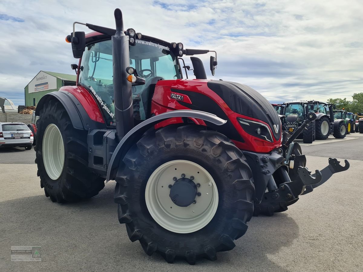 Traktor des Typs Valtra T 214 Direct, Gebrauchtmaschine in Gerasdorf (Bild 7)