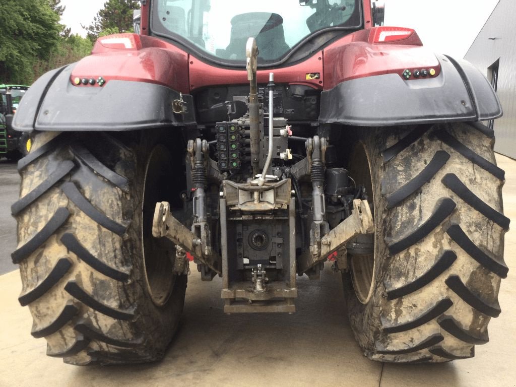 Traktor of the type Valtra T 214 Direct, Gebrauchtmaschine in Vogelsheim (Picture 7)