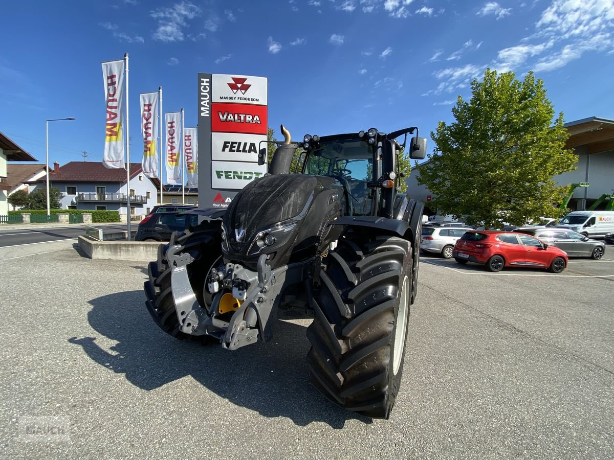 Traktor of the type Valtra T 214 Direct, Gebrauchtmaschine in Burgkirchen (Picture 2)