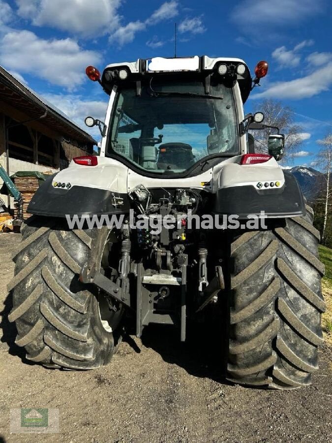 Traktor du type Valtra T 214 VERSU, Gebrauchtmaschine en Klagenfurt (Photo 8)