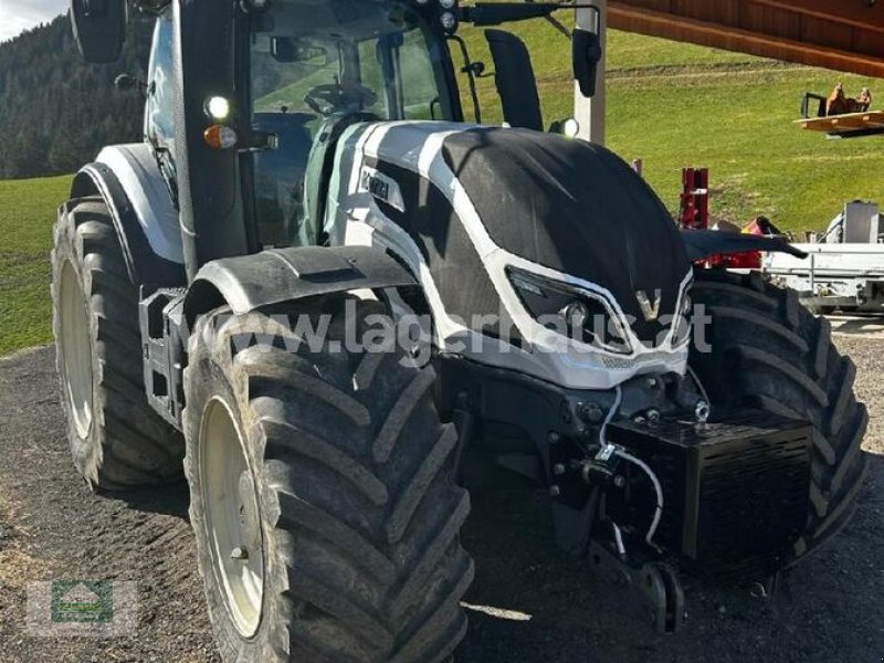 Traktor от тип Valtra T 214 VERSU, Gebrauchtmaschine в Klagenfurt (Снимка 1)