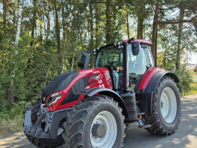 Traktor del tipo Valtra T 215 D DIRECT, Gebrauchtmaschine en Hövelhof (Imagen 1)