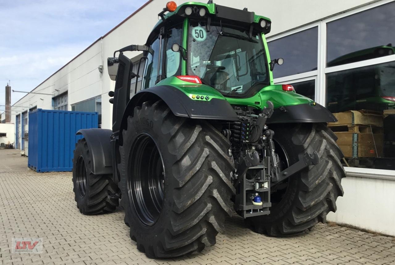 Traktor of the type Valtra T 215 D ULTRA-GREEN TT, Neumaschine in Eggenfelden (Picture 6)