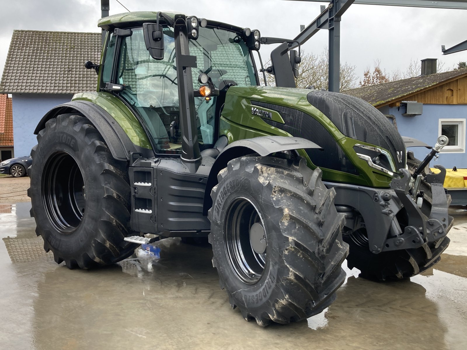 Traktor типа Valtra T 215 D, Neumaschine в Bodenwöhr/ Taxöldern (Фотография 1)