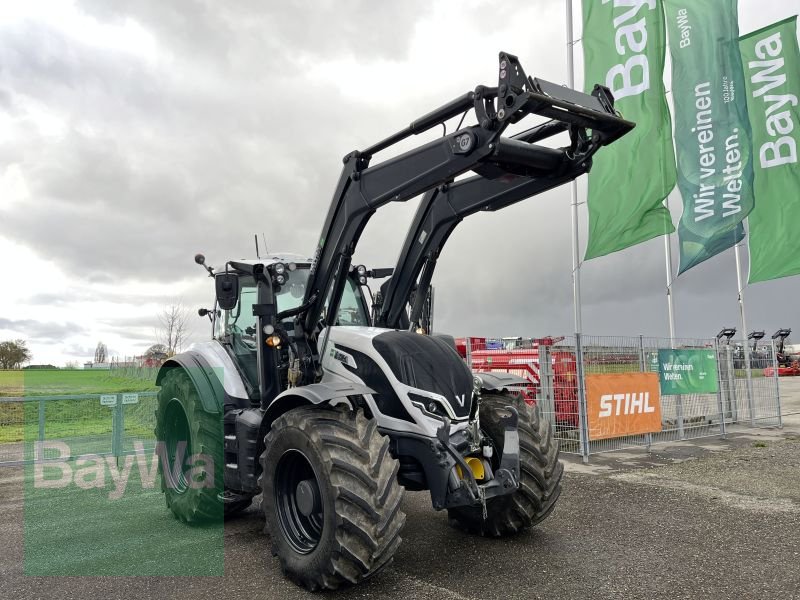 Traktor of the type Valtra T 215 DIRECT, Gebrauchtmaschine in Blaufelden (Picture 1)