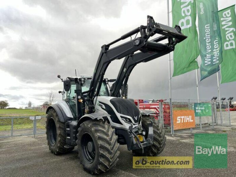 Traktor van het type Valtra T 215 DIRECT, Gebrauchtmaschine in Erbach (Foto 1)