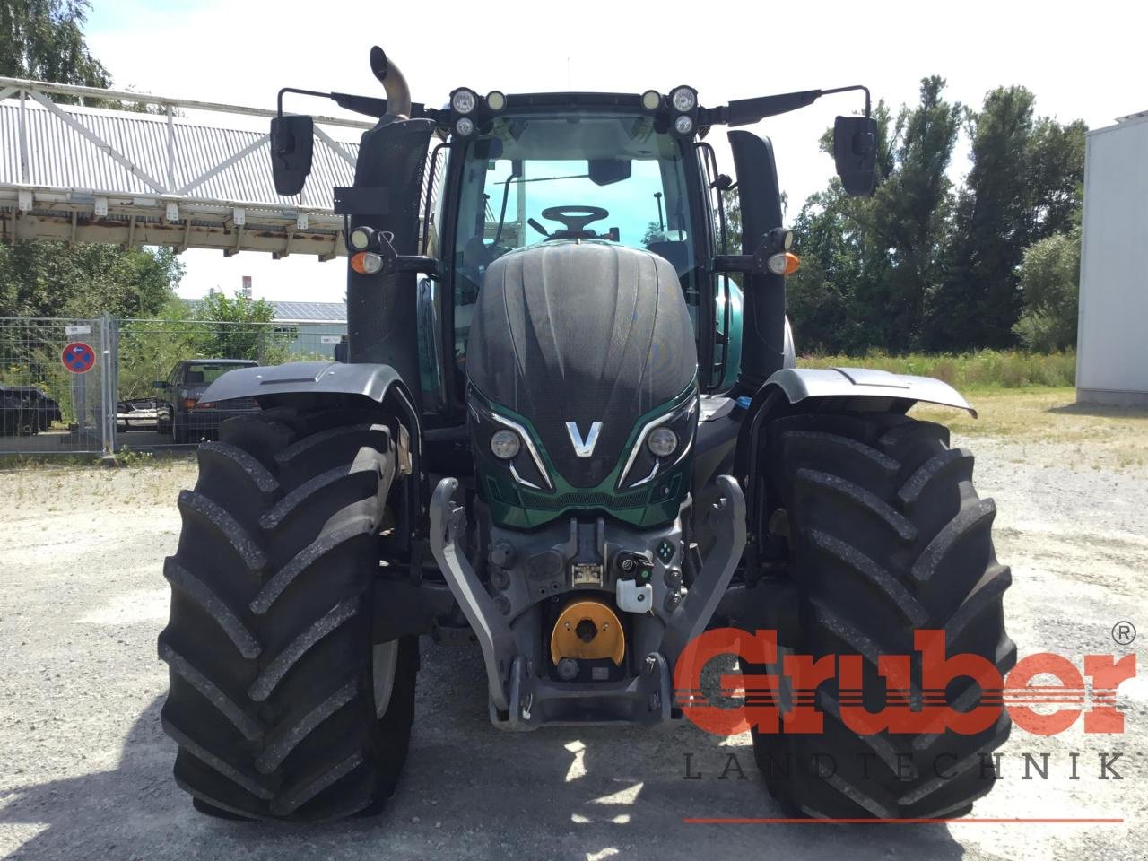 Traktor del tipo Valtra T 234 D  1A7, Gebrauchtmaschine en Ampfing (Imagen 3)