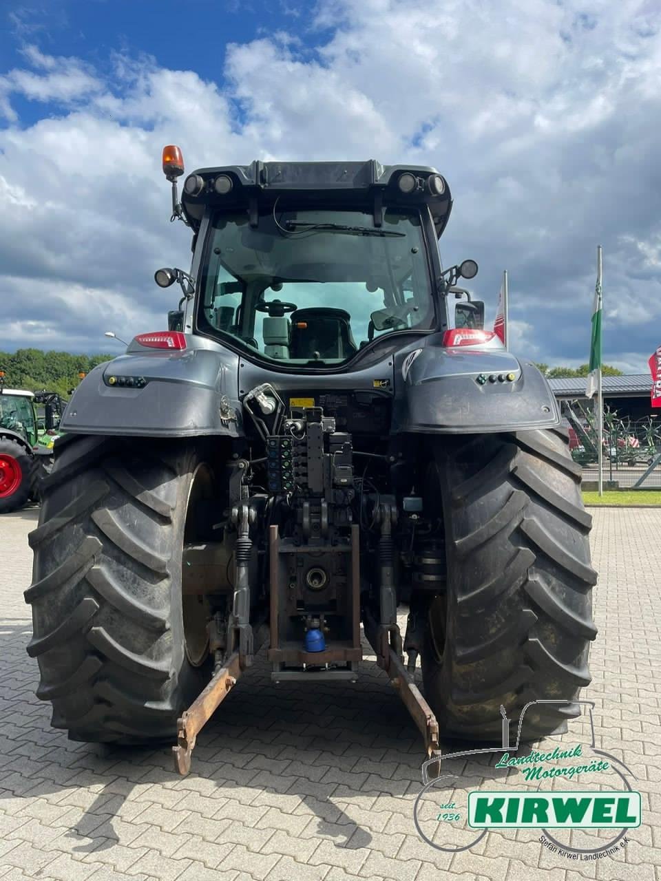 Traktor del tipo Valtra T 234 Direct, Gebrauchtmaschine en Blankenheim (Imagen 6)