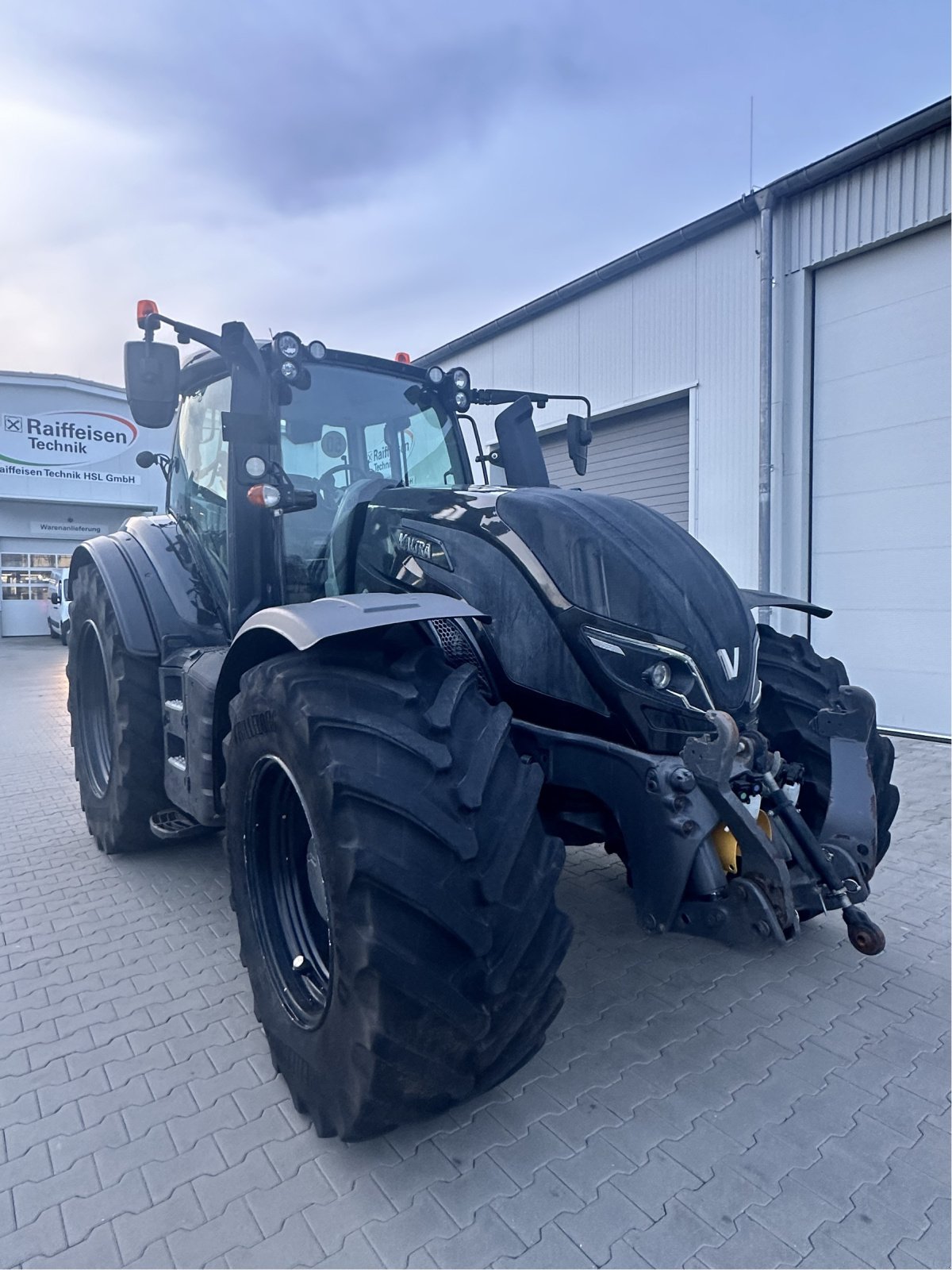 Traktor del tipo Valtra T 234 Direct, Gebrauchtmaschine In Bad Oldesloe (Immagine 1)