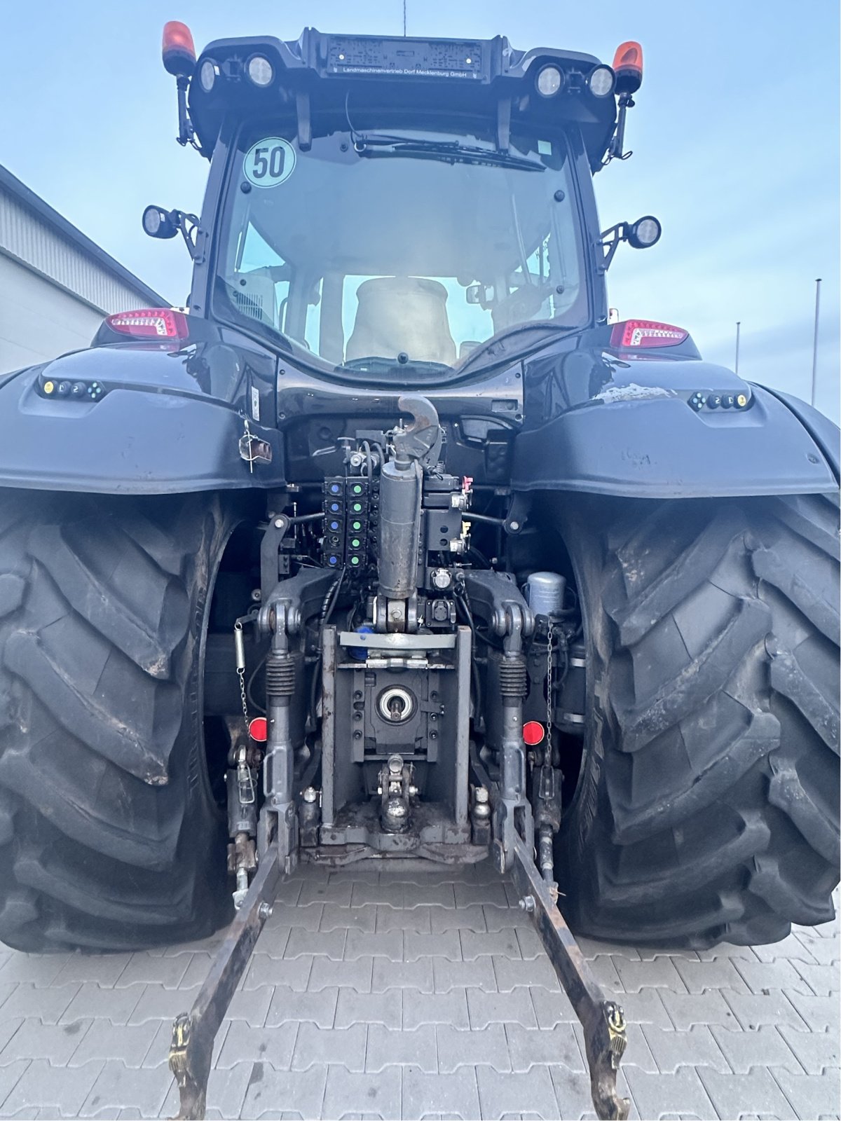 Traktor des Typs Valtra T 234 Direct, Gebrauchtmaschine in Bad Oldesloe (Bild 3)