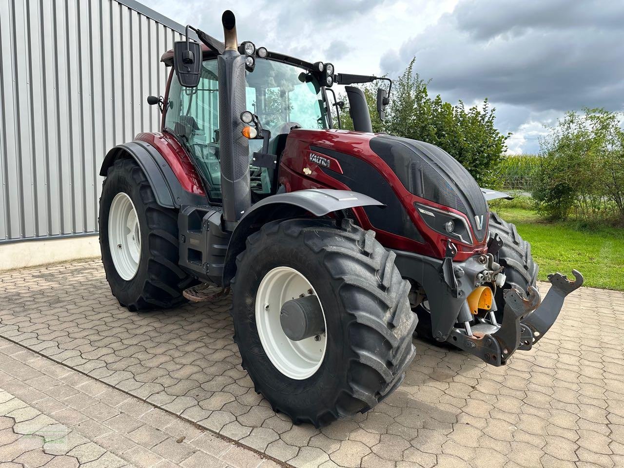 Traktor des Typs Valtra T 234 Versu, Gebrauchtmaschine in Coppenbruegge (Bild 3)