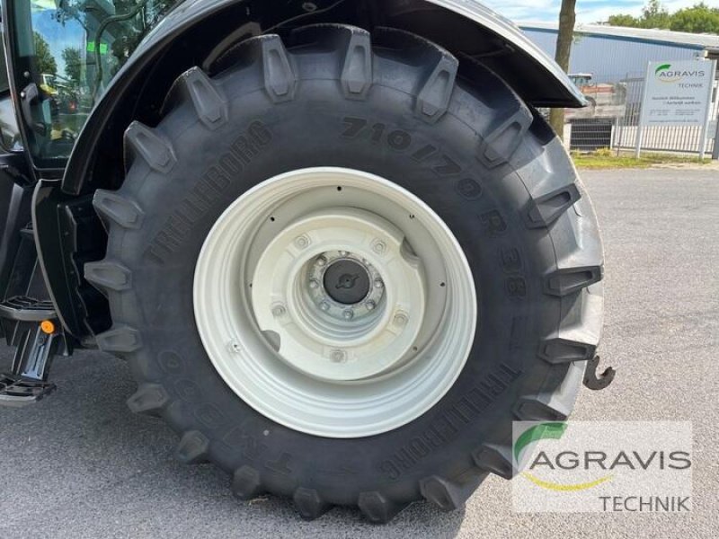 Traktor typu Valtra T 235 D 2A1 DIRECT, Gebrauchtmaschine v Meppen (Obrázek 8)