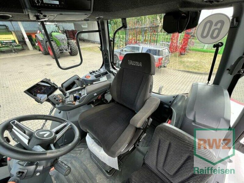 Traktor tip Valtra T 235 Direct VF & Valtra Garantie, Vorführmaschine in Rommerskirchen (Poză 10)