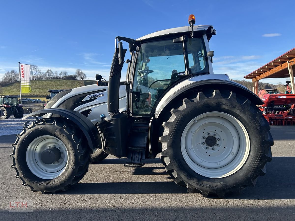 Traktor van het type Valtra T 254 Active, Gebrauchtmaschine in Gnas (Foto 16)