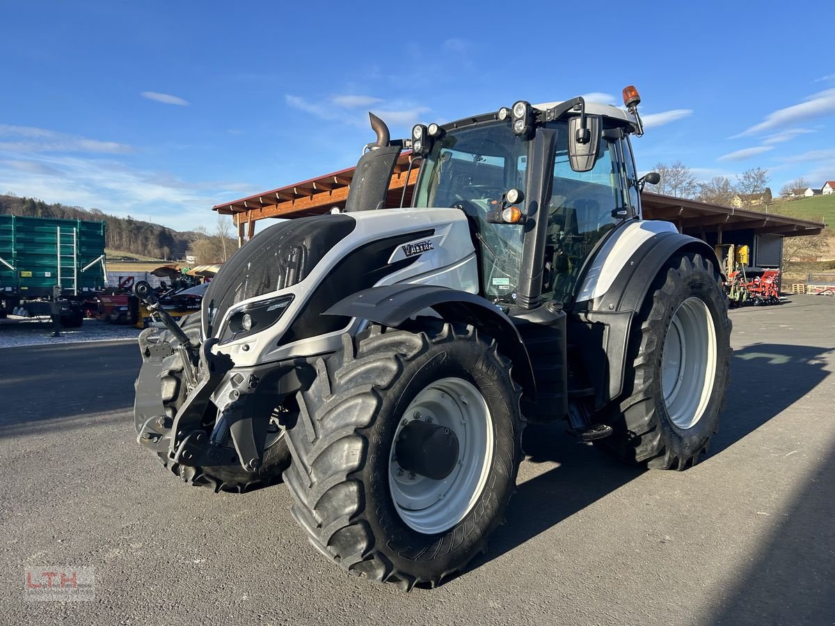 Traktor van het type Valtra T 254 Active, Gebrauchtmaschine in Gnas (Foto 2)