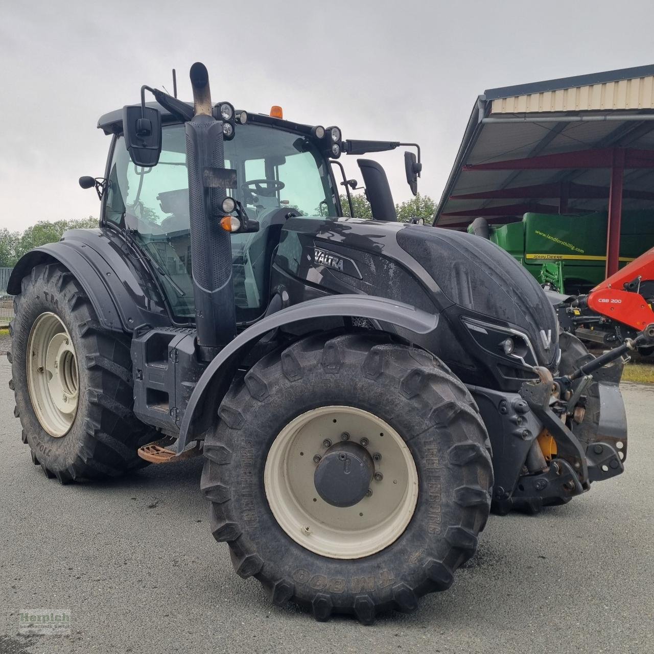 Traktor typu Valtra T 254 S, Gebrauchtmaschine w Drebach (Zdjęcie 2)