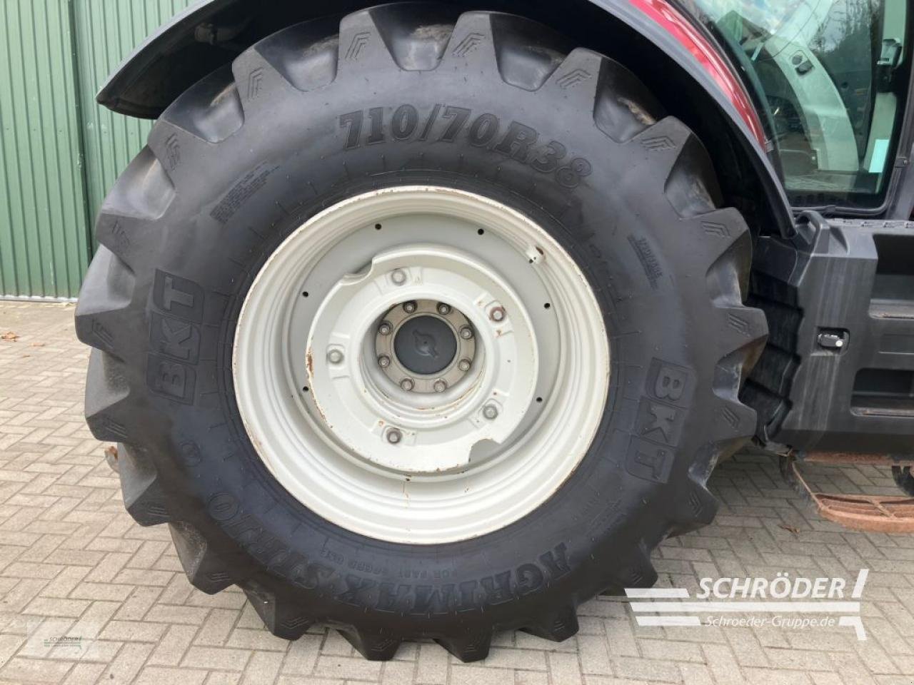 Traktor typu Valtra T 254 V SMARTTOUCH, Gebrauchtmaschine v Wildeshausen (Obrázok 17)