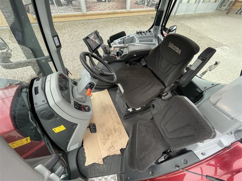 Traktor du type Valtra T 254V SmartTouch, Gebrauchtmaschine en Nimtofte (Photo 3)