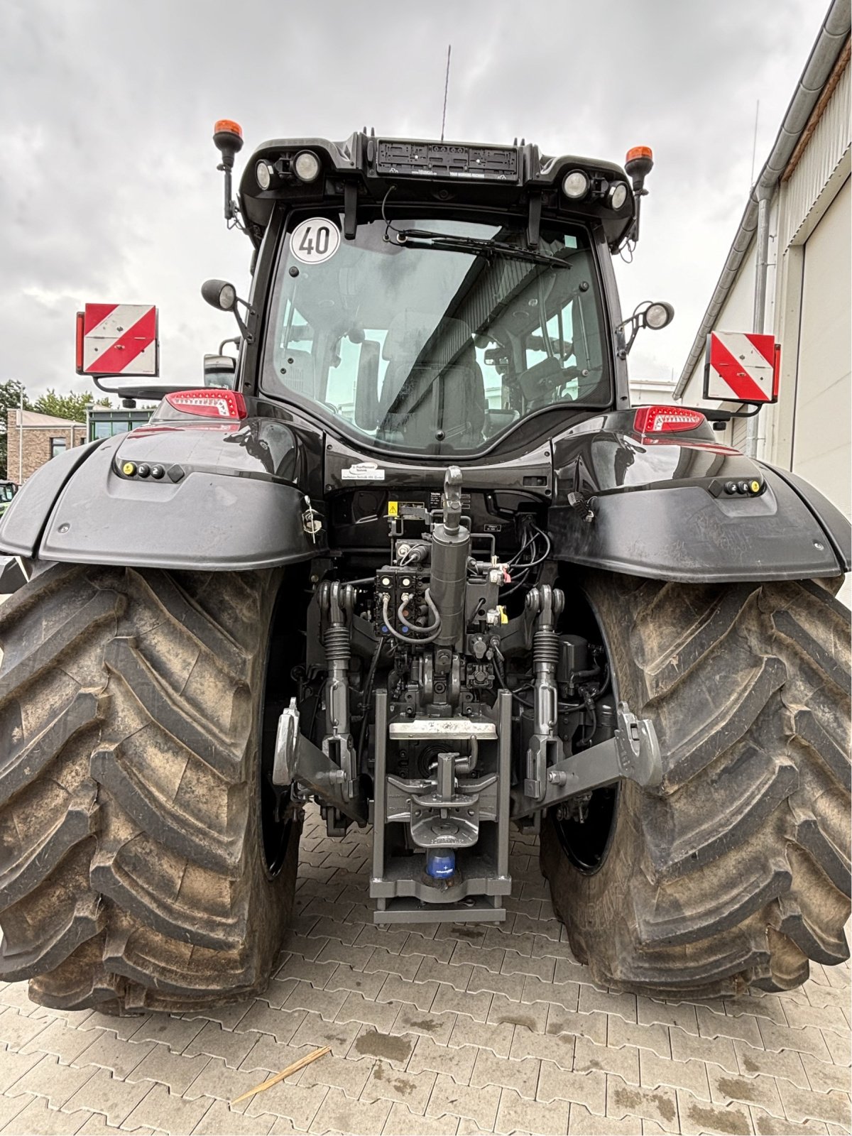 Traktor del tipo Valtra T 255 Active, Gebrauchtmaschine en Bützow (Imagen 4)