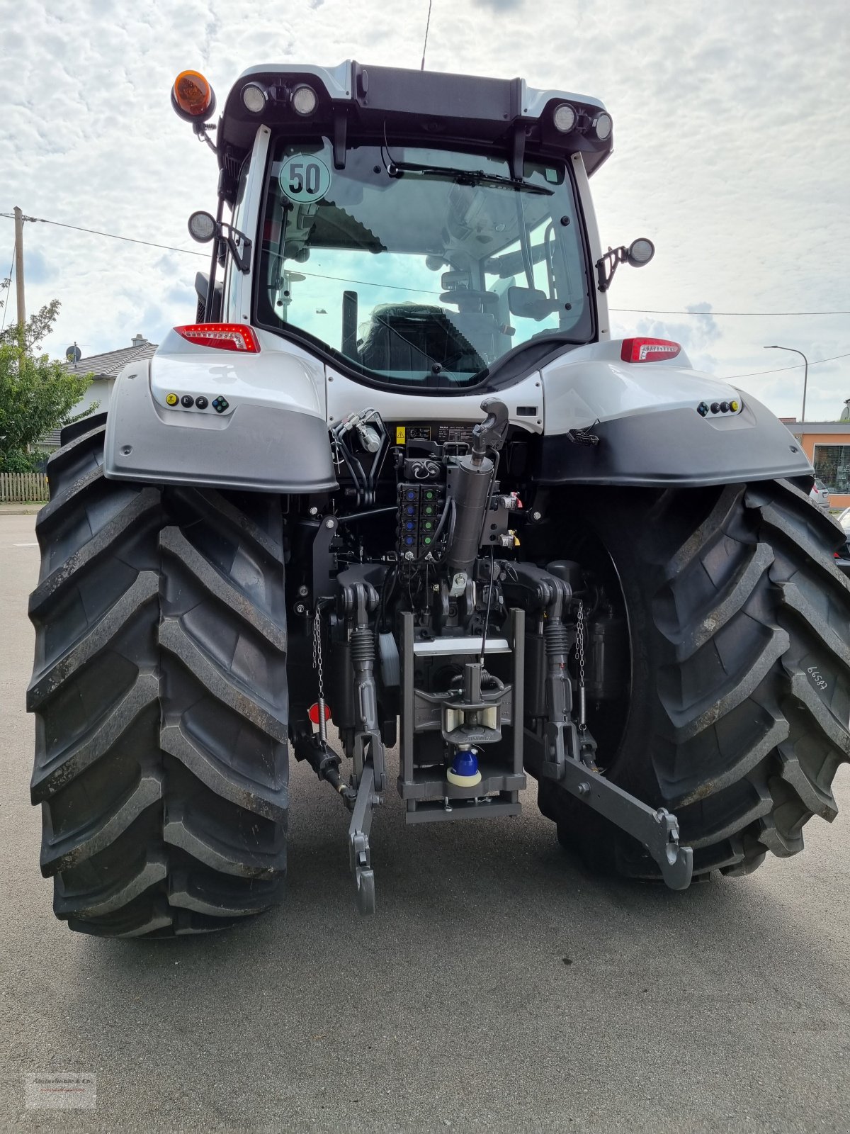 Traktor del tipo Valtra T 255 Versu, RÜFA, SmartTouch, u.v.m., Neumaschine In Tapfheim (Immagine 8)