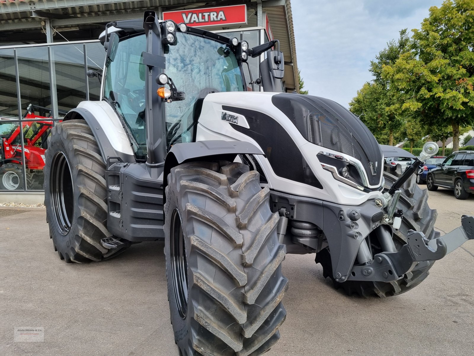 Traktor van het type Valtra T 255 Versu, RÜFA, SmartTouch, u.v.m., Neumaschine in Tapfheim (Foto 12)