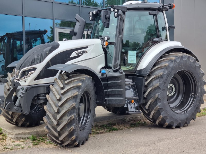 Traktor van het type Valtra T 255 Versu, RÜFA, SmartTouch, u.v.m., Neumaschine in Tapfheim (Foto 1)