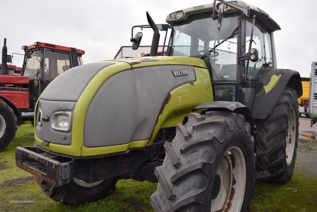 Traktor typu Valtra T120, Gebrauchtmaschine v Oyten (Obrázek 3)