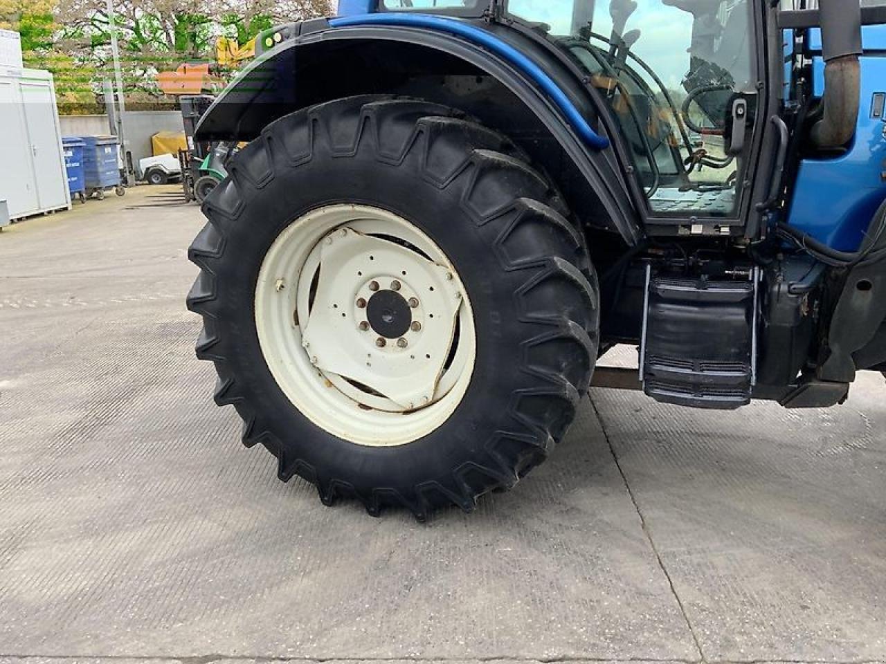 Traktor Türe ait Valtra t121 tractor (st21570), Gebrauchtmaschine içinde SHAFTESBURY (resim 16)