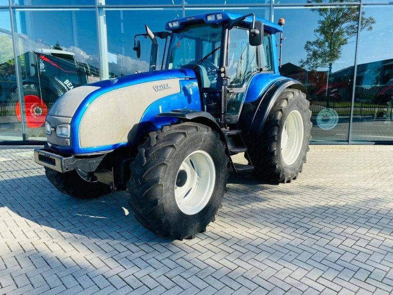 Traktor van het type Valtra T130 Hitech, Gebrauchtmaschine in Marknesse (Foto 1)