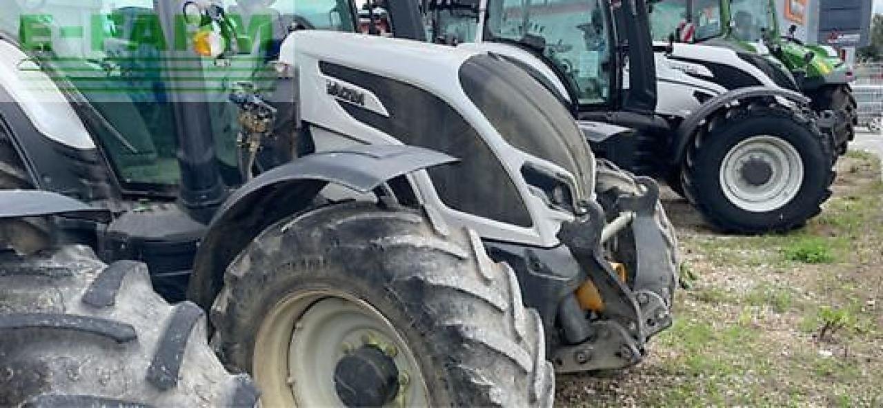 Traktor del tipo Valtra t135d, Gebrauchtmaschine en MONFERRAN (Imagen 2)