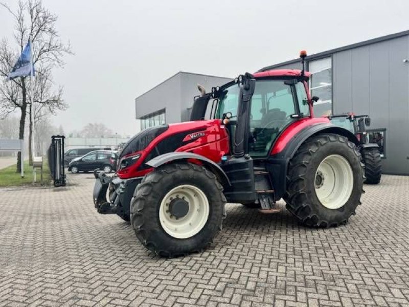 Traktor typu Valtra T144 Hitech, Gebrauchtmaschine w Marknesse (Zdjęcie 1)