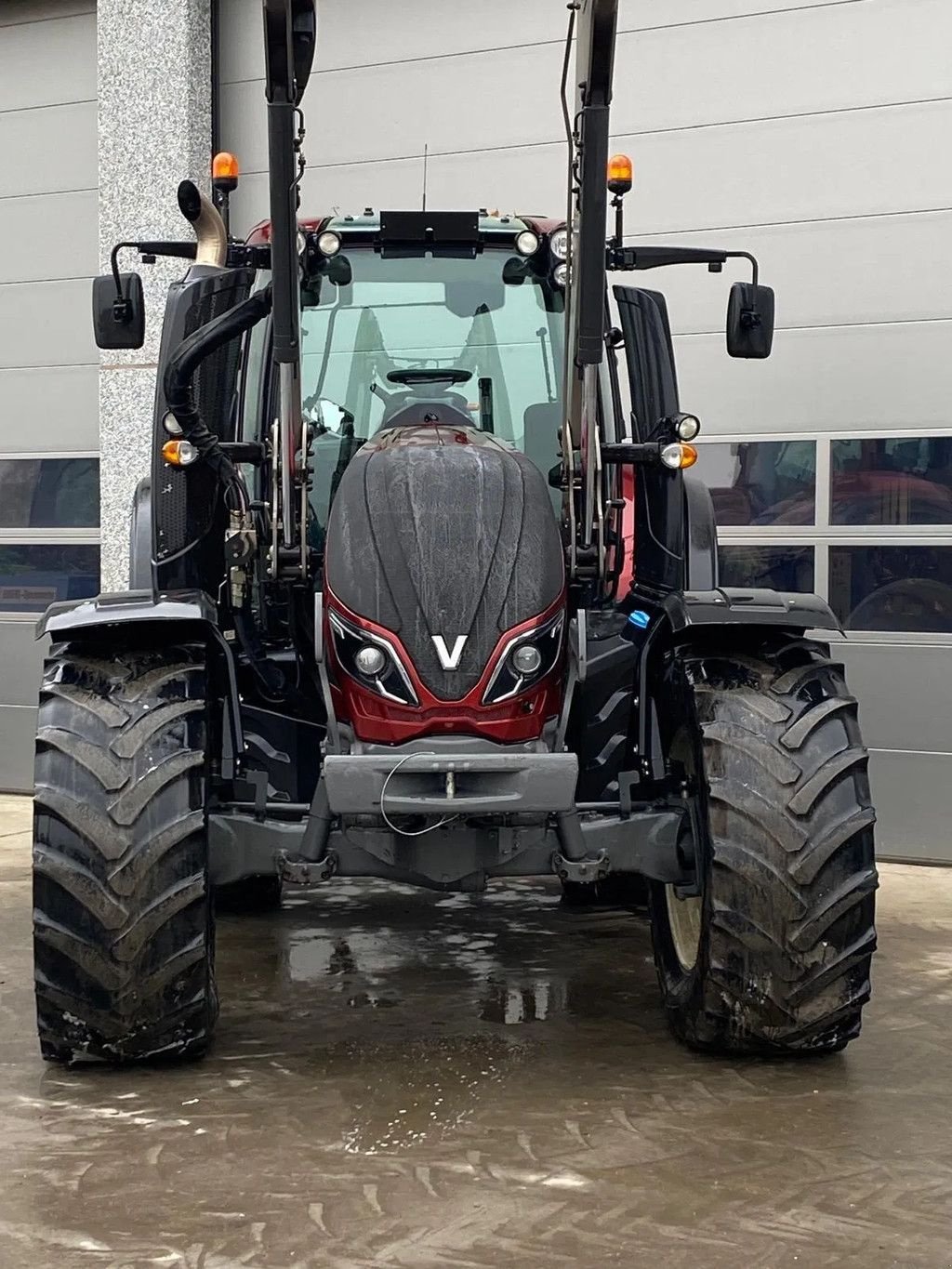 Traktor del tipo Valtra T144S, Gebrauchtmaschine en Wevelgem (Imagen 2)