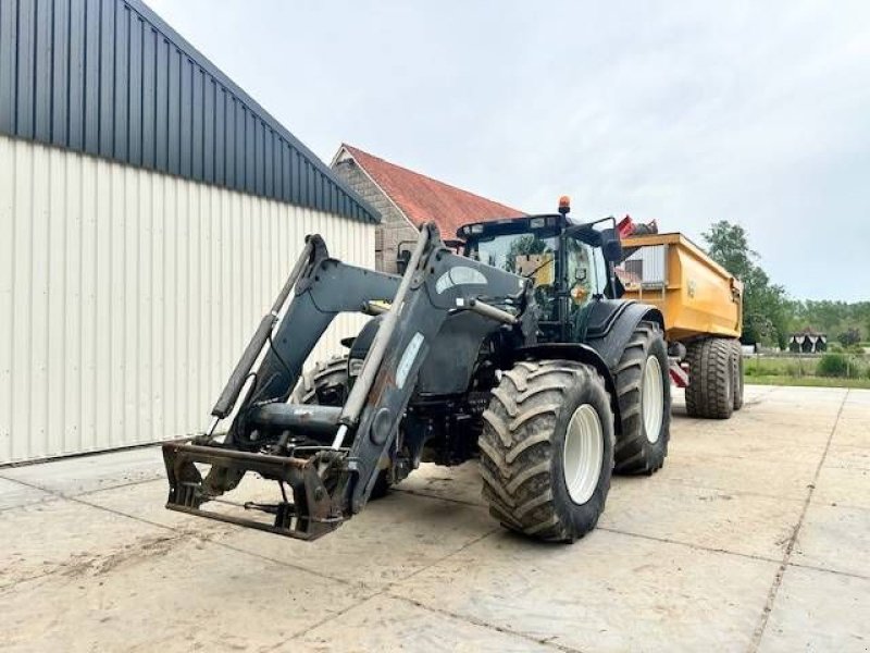 Traktor tip Valtra T151 Hitech FH+PTO+Voorlader, Gebrauchtmaschine in Marknesse (Poză 5)