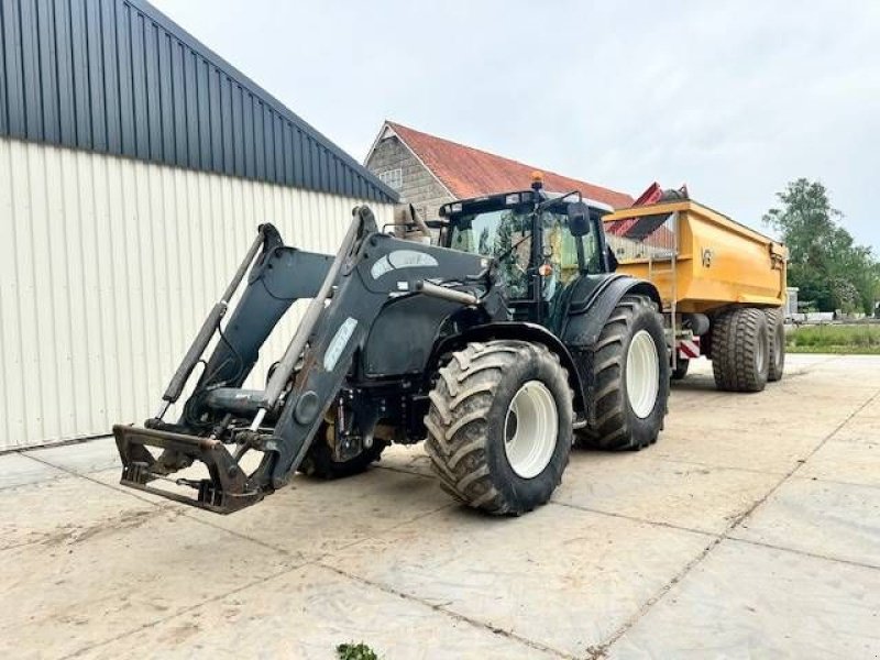 Traktor tip Valtra T151 Hitech FH+PTO+Voorlader, Gebrauchtmaschine in Marknesse (Poză 4)