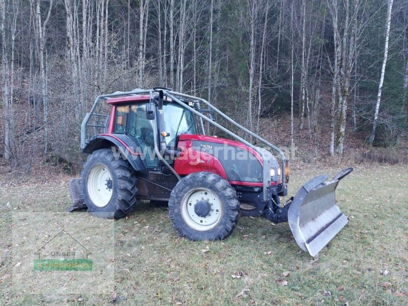 Traktor tip Valtra T151, Gebrauchtmaschine in Aschbach (Poză 1)