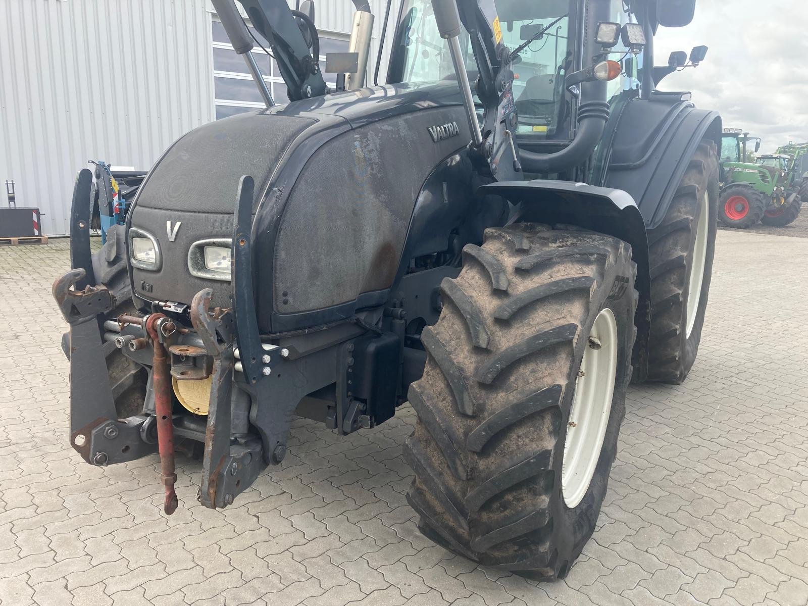 Traktor des Typs Valtra T151, Gebrauchtmaschine in Bevern (Bild 5)