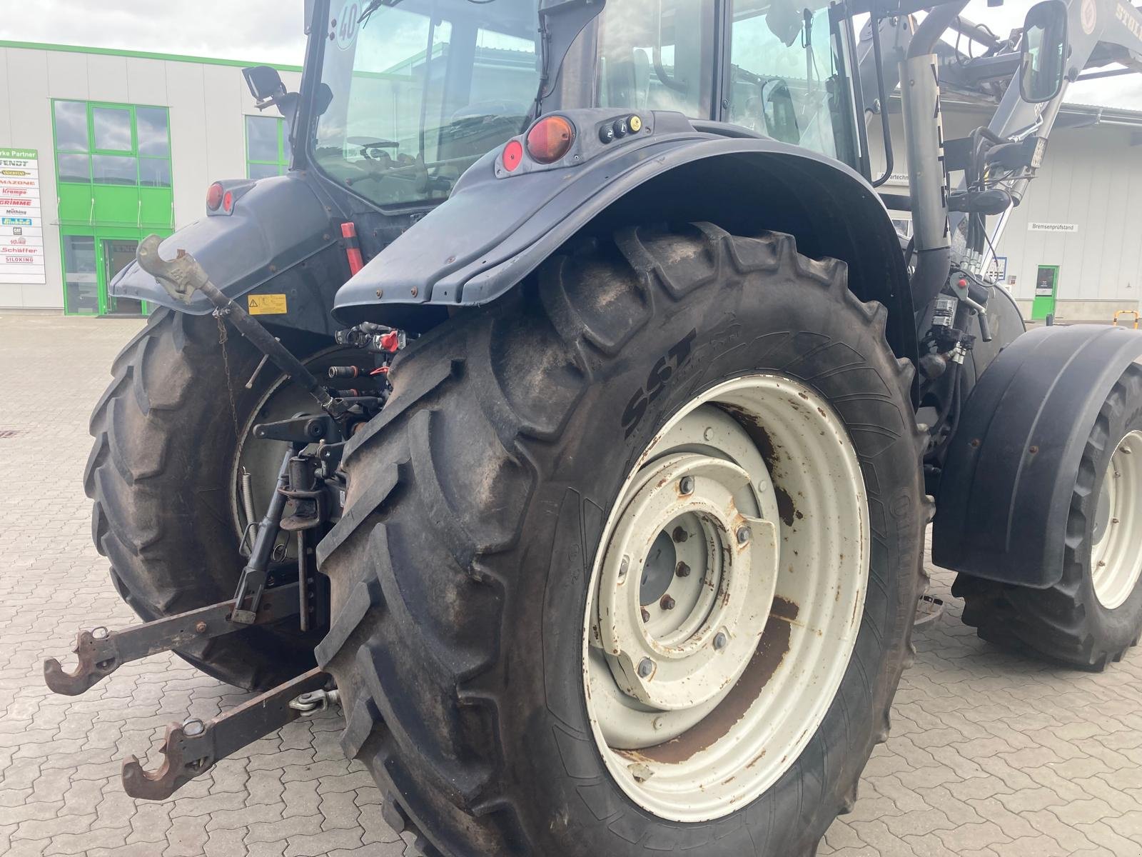 Traktor типа Valtra T151, Gebrauchtmaschine в Bevern (Фотография 7)