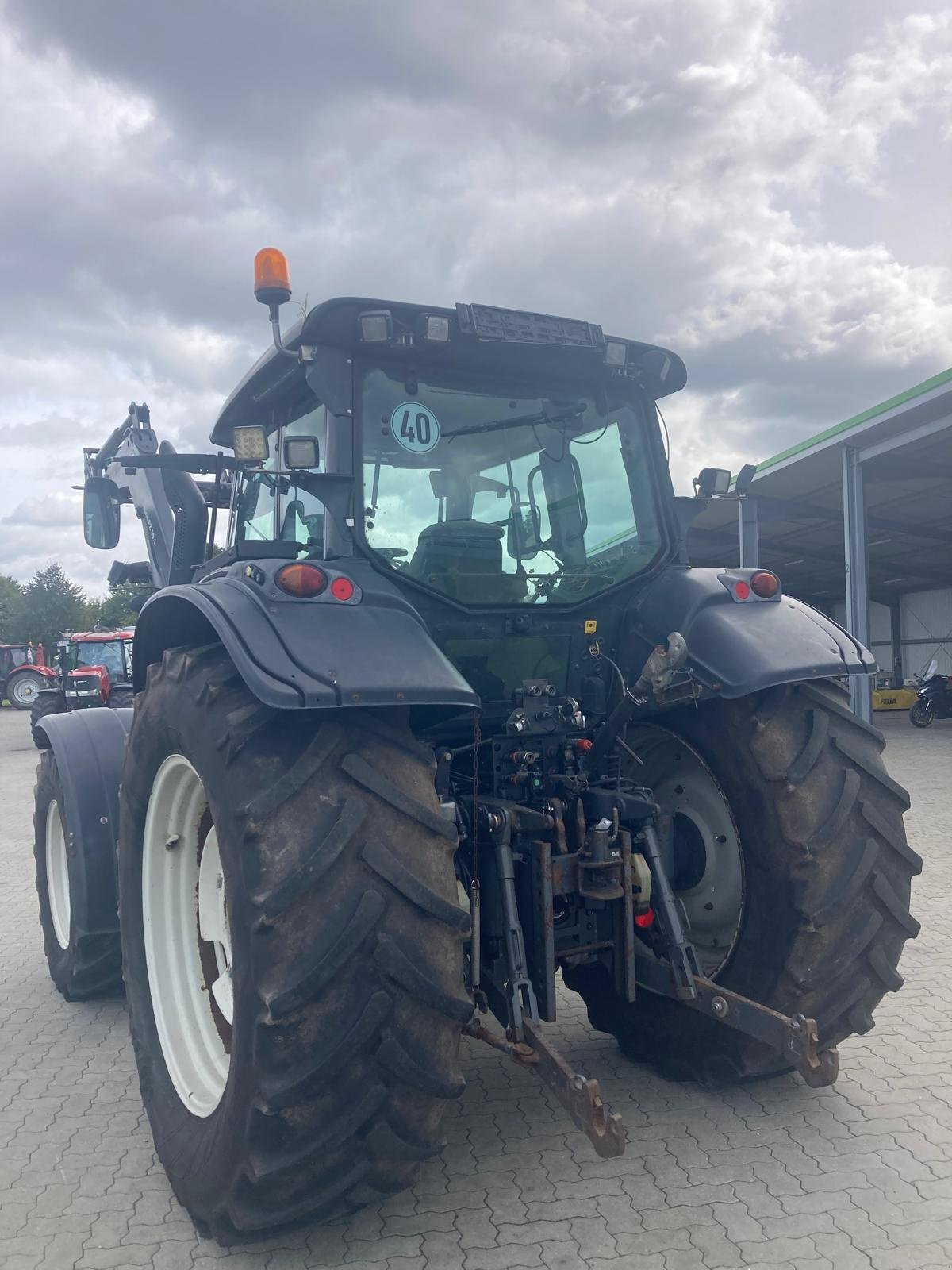 Traktor типа Valtra T151, Gebrauchtmaschine в Bevern (Фотография 9)