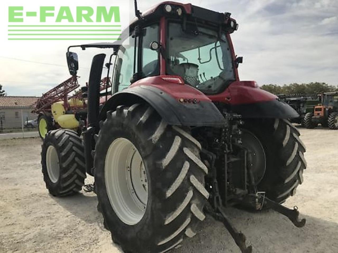 Traktor του τύπου Valtra t154 active, Gebrauchtmaschine σε MONFERRAN (Φωτογραφία 5)