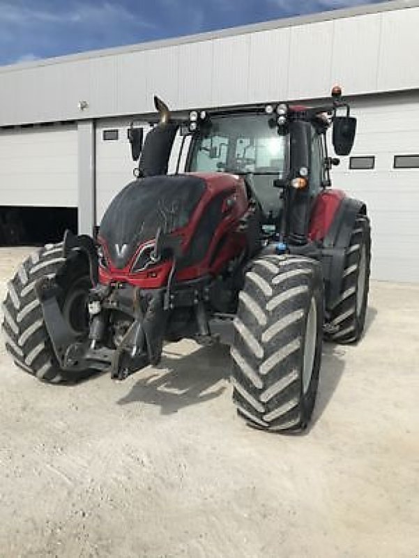 Traktor типа Valtra T154 ACTIVE, Gebrauchtmaschine в Revel (Фотография 1)